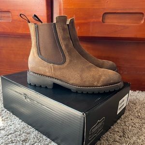 Thursday Boot Co. Men’s Legend Chelsea Boot